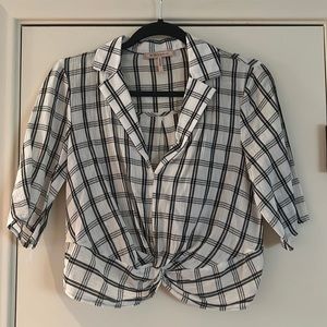 BCBGeneration Black and White Plaid Crop Top, size XS